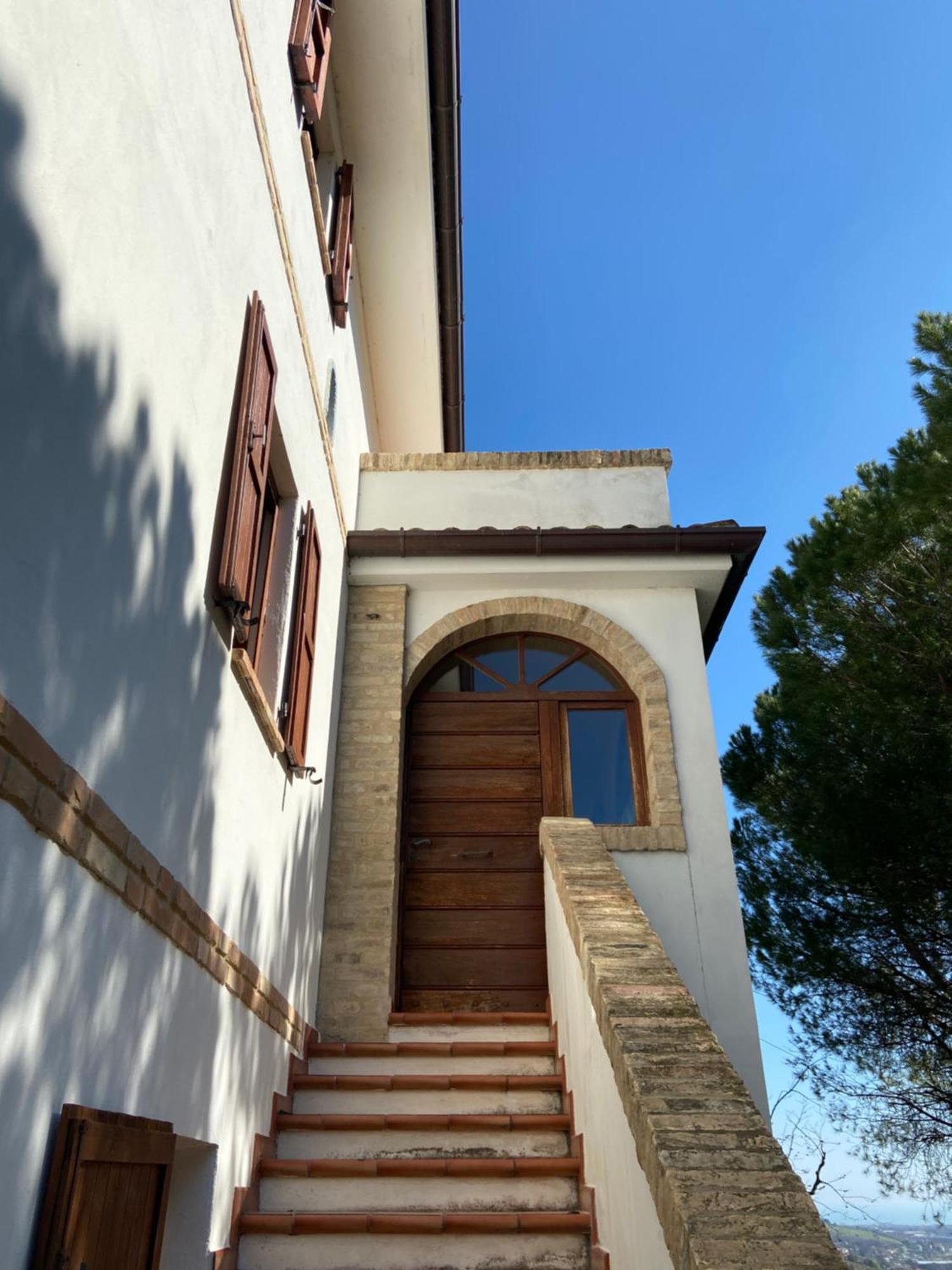 Апартаменты Casa Vacanze Cristina - Holiday House Рипатрансоне Экстерьер фото